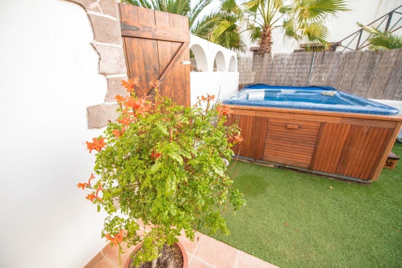 Villatommy Heated Pool, Hottub, Fast Wifi Lajares Exteriér fotografie